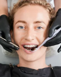 Estetik Dolgu Düşer mi